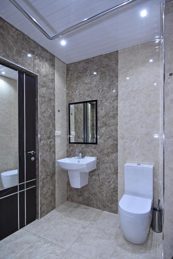 Rent Inn Yerevan On Arami Street Экстерьер фото