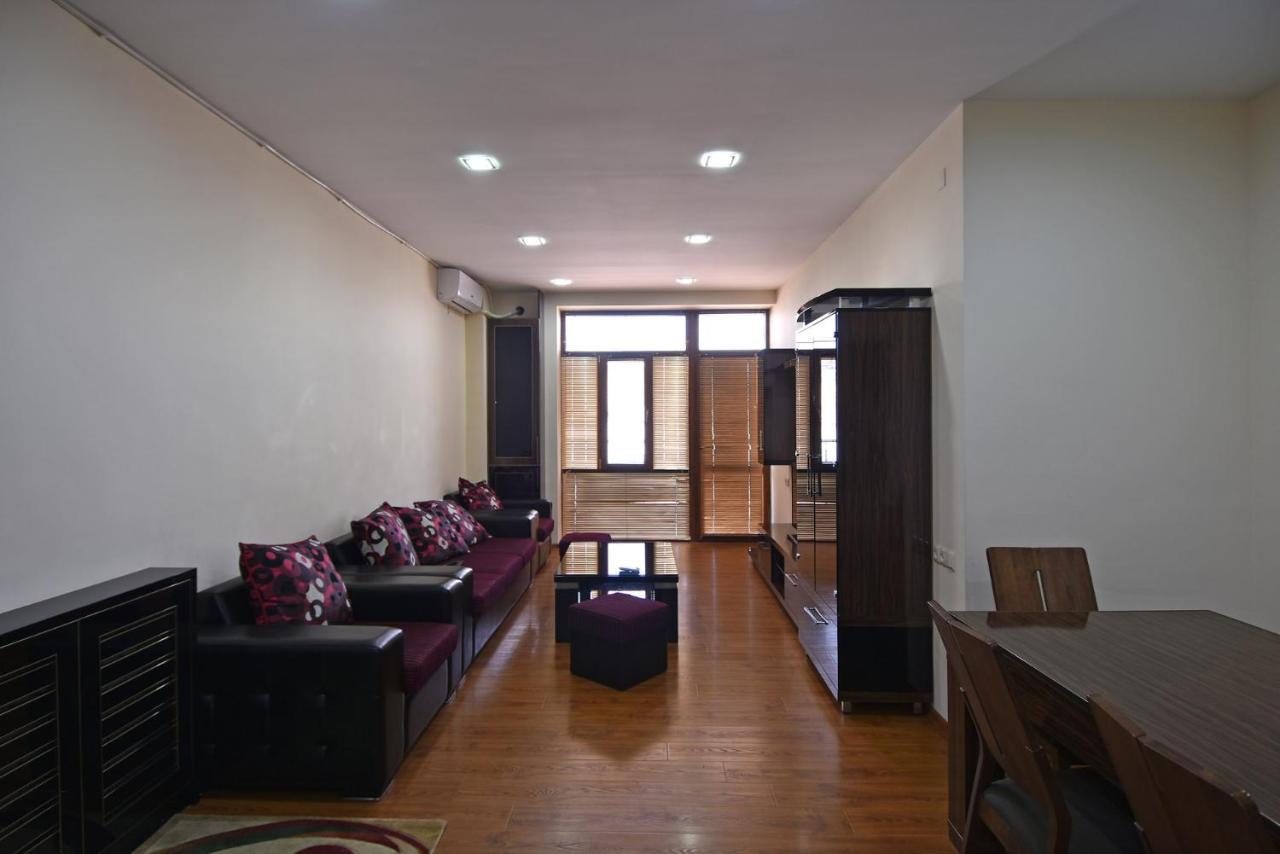Rent Inn Yerevan On Arami Street Экстерьер фото